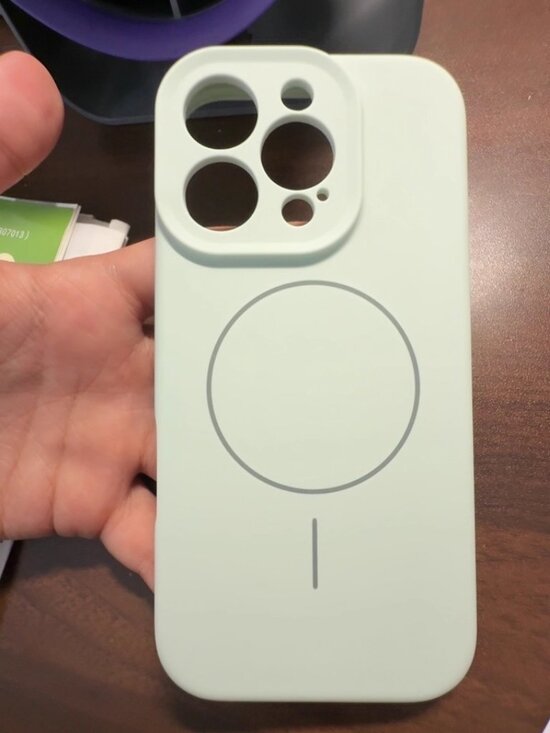 Cream iPhone16 Case - Picture 1 of 2